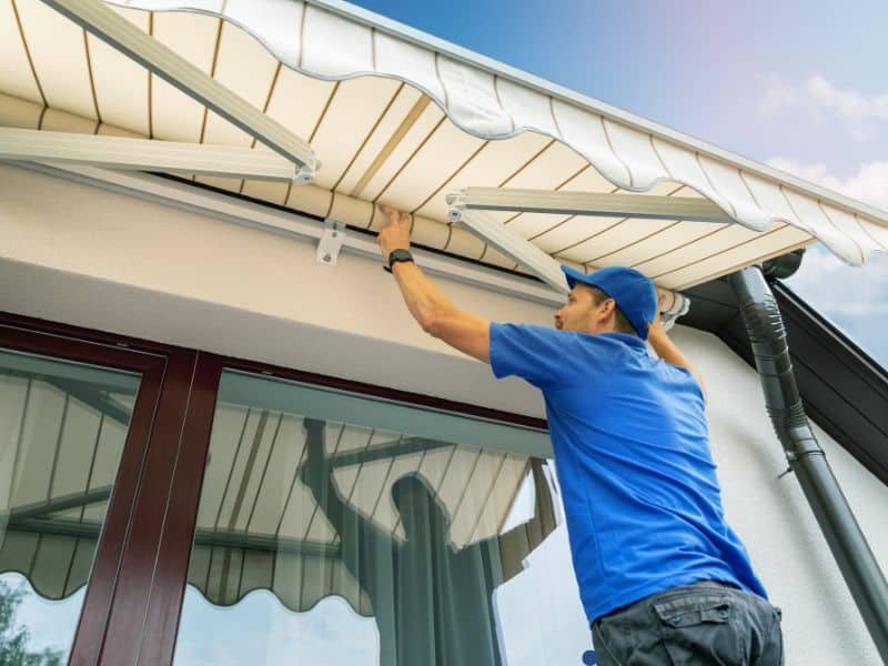 toldo retrátil para proteger esquadrias
